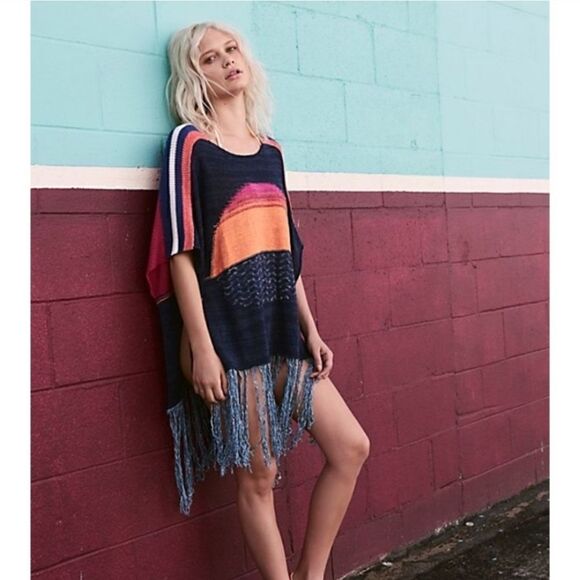 Free People Sunset Fringe Poncho Size XS/S - Picture 3 of 10